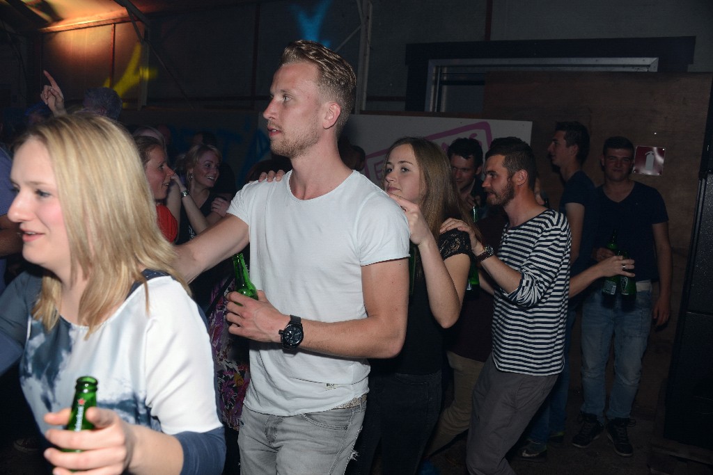 ../Images/Feest zonder naam 2015 094.jpg